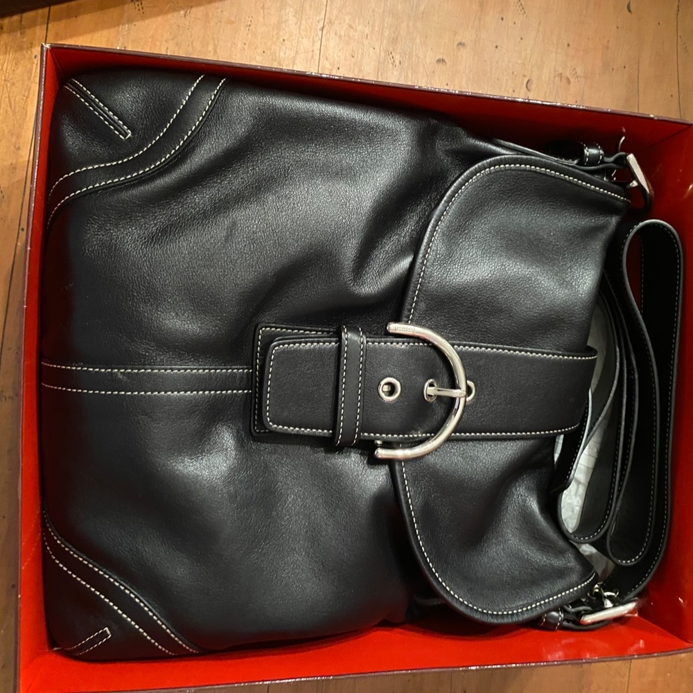 Coach black leather crossbody messenger bag - NIB